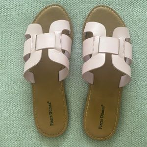 Light pink sandals